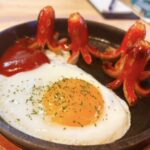タコさんウィンナーと目玉焼き
